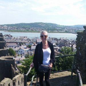 Meet your Posher, Laura